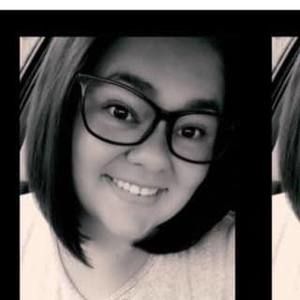 Meet your Posher, Kaitlynn